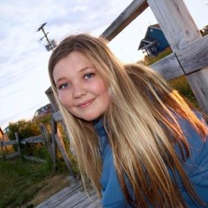 Meet your Posher, Julia